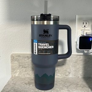 Stanley Adventure Quencher Tumbler (40oz)